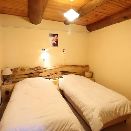 Maison De Montagne Avec Cheminee, Animaux Acceptes, Parking Prive - Fr-1-742-599 بيت للعطل Paulhac (Cantal)